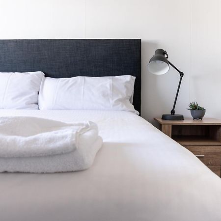 Motel On Becker Tintinara Экстерьер фото