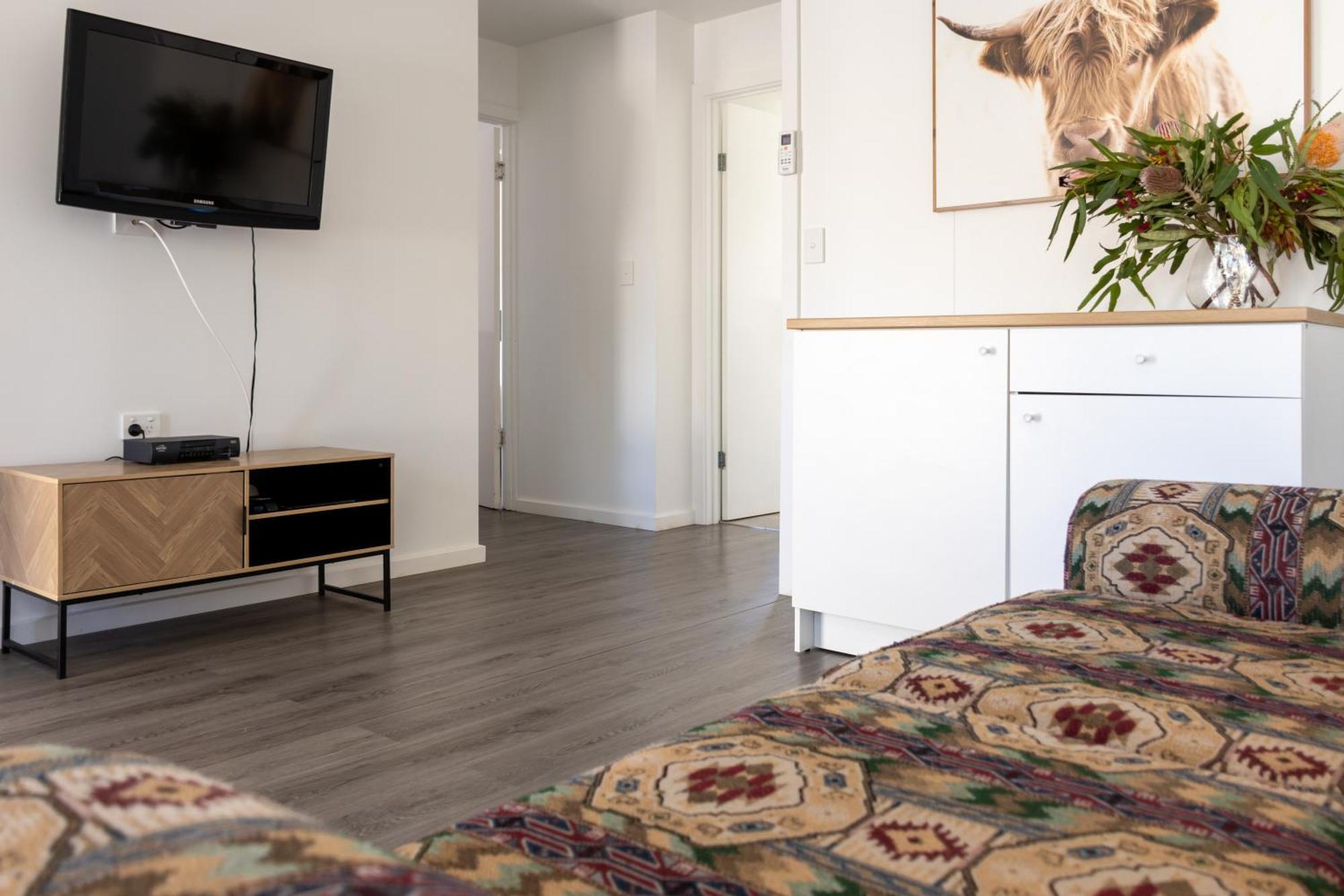 Motel On Becker Tintinara Экстерьер фото
