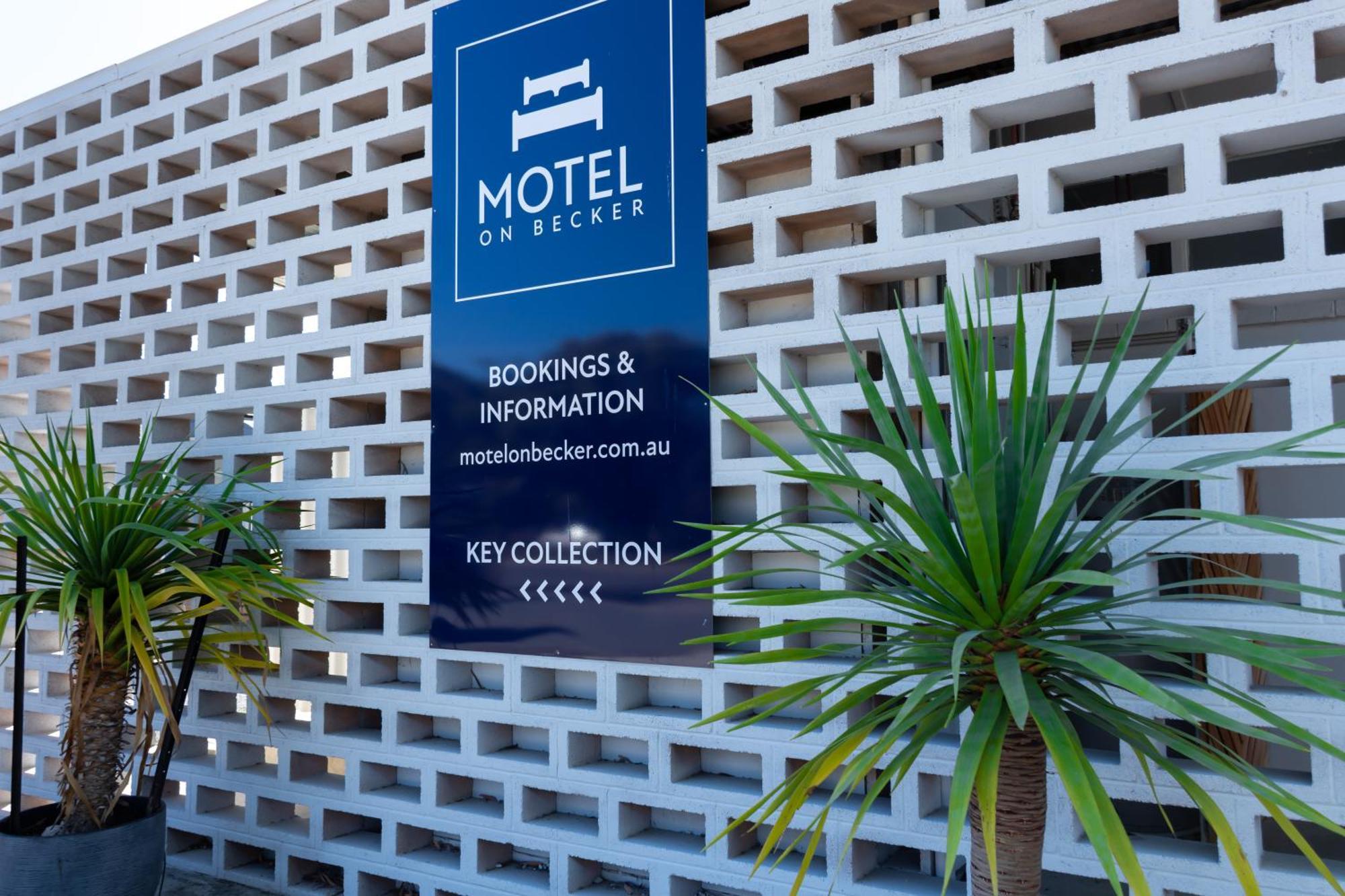 Motel On Becker Tintinara Экстерьер фото